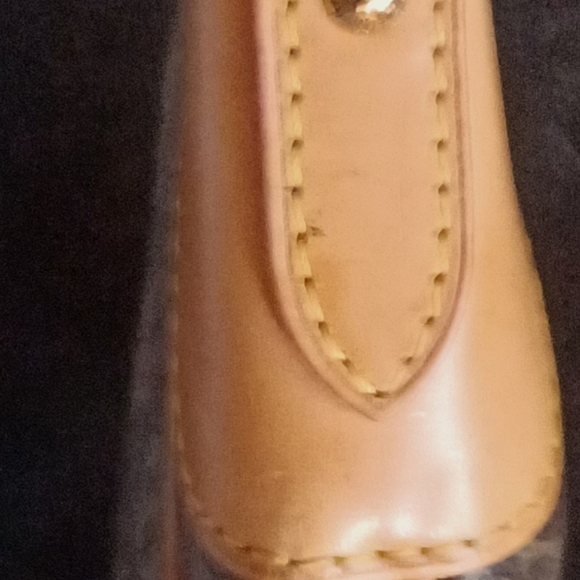 Louis Vuitton Thames PM - Picture 7 of 12